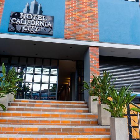 Hotel California City Medellín Buitenkant foto