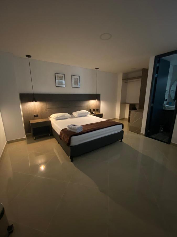 Hotel California City Medellín Buitenkant foto