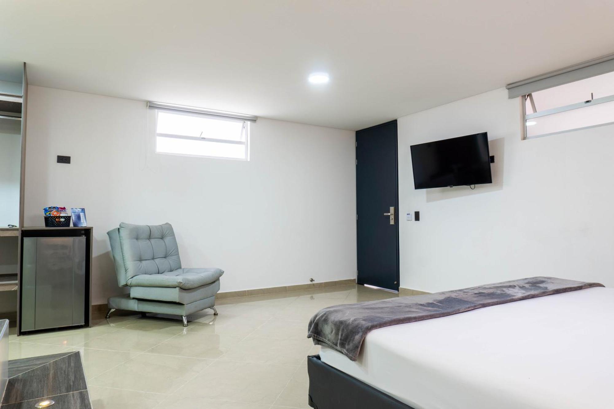 Hotel California City Medellín Buitenkant foto